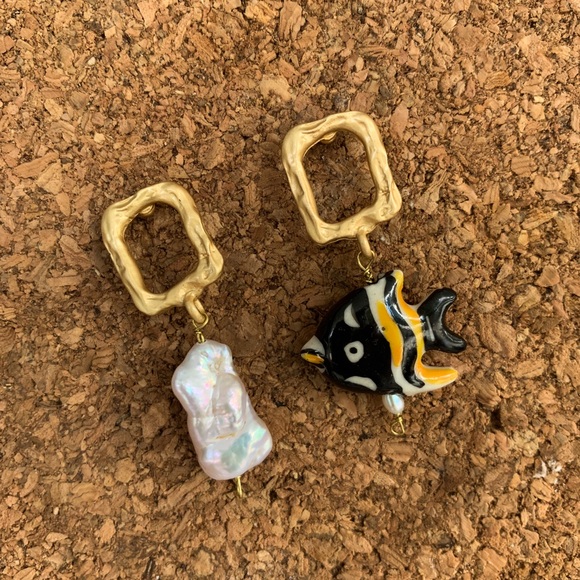 Pearl Earrings Gift Fish Jewelry Baroque Pearls - Picture 4 of 5